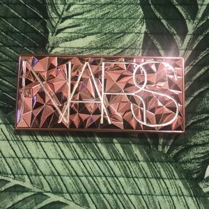 NARS - orgasm infatuation limited edition palette